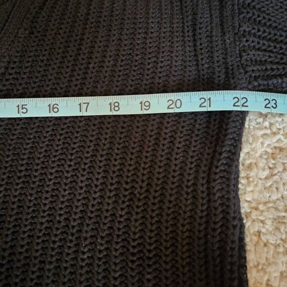 Lauren Ralph Lauren Black Sweater Shaker & Cable Knit VNeck  Medium - Picture 4 of 9
